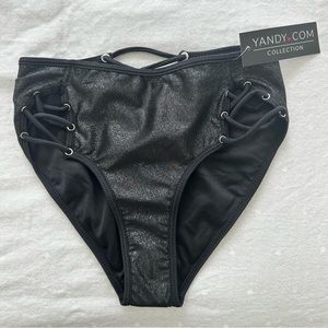 NWT Yandy Shimmer Hot Pants S